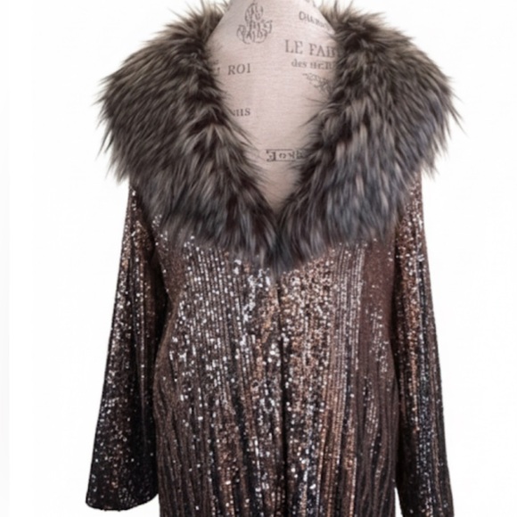 Donna Salyers Fabulous Furs
Confetti Ready Sequin Duster
Medium New With Tag! - Picture 4 of 7